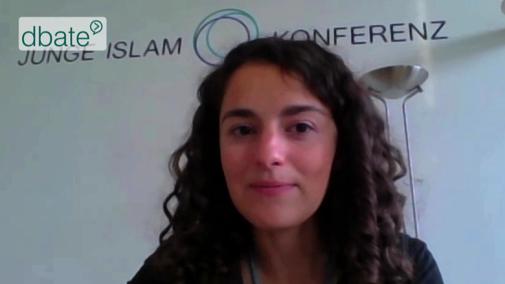 Screenshot_dbate_Esra Kurcuk_Junge Islam Konferenz_2014_1