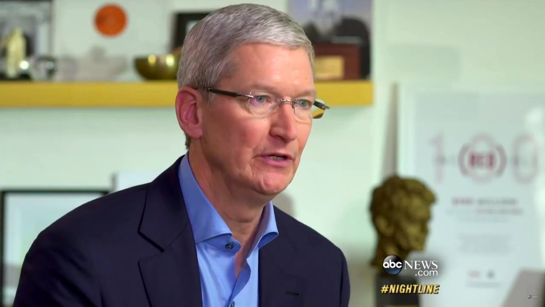Apple-Chef Tim Cook im ABC News-Interview, 2016 (Video)