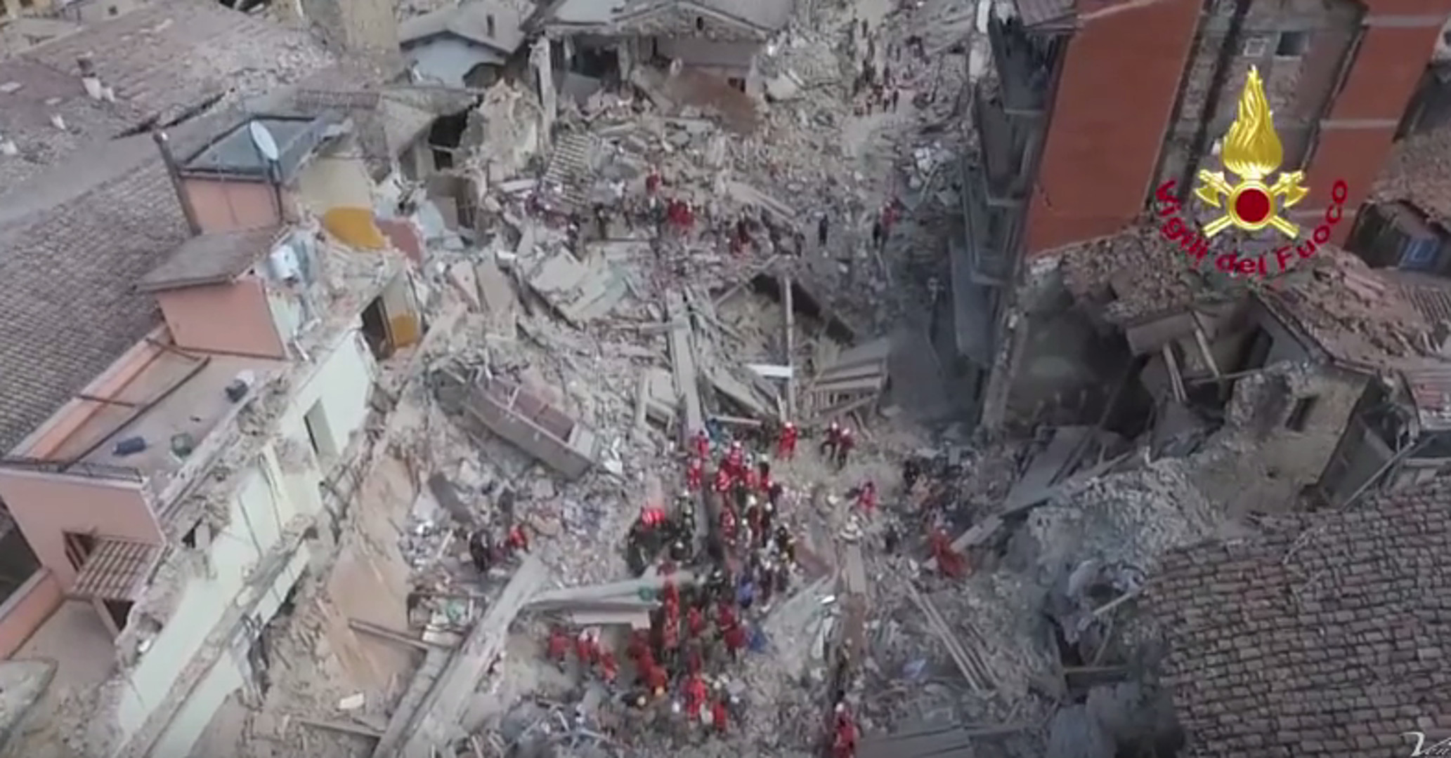Erdbeben in Italien: Drohnenaufnahmen aus Amatrice