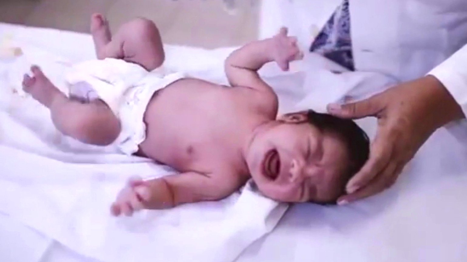 Neugeborenes Baby in Brasilien