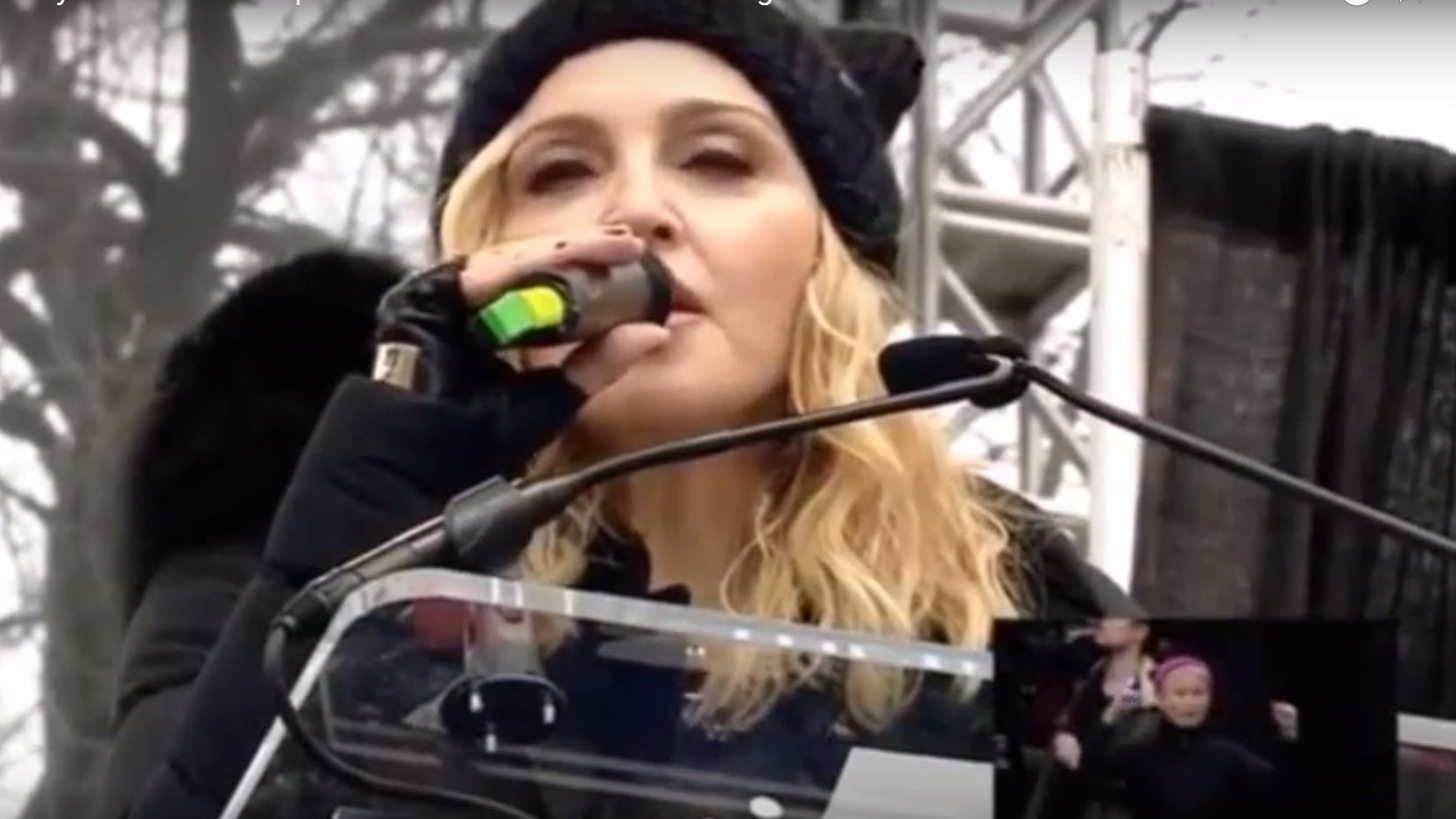 dbate-Flash-Trump-Madonna-fuckyou-WomensMarch-2017