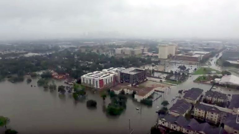 Schockierendes Drohnen-Video: Das hat "Harvey" in Texas angerichtet